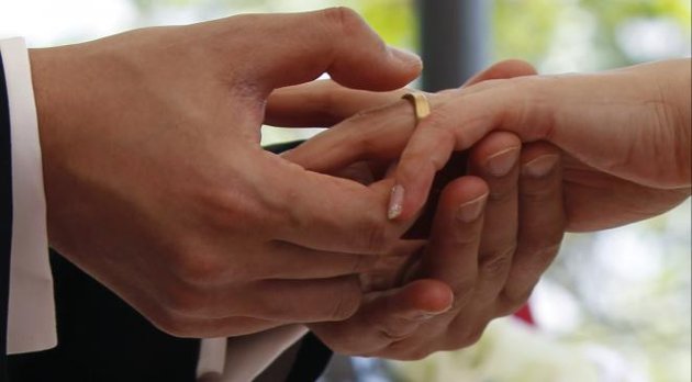 لماذا ارتفاع وزن النساء بعد الزواج